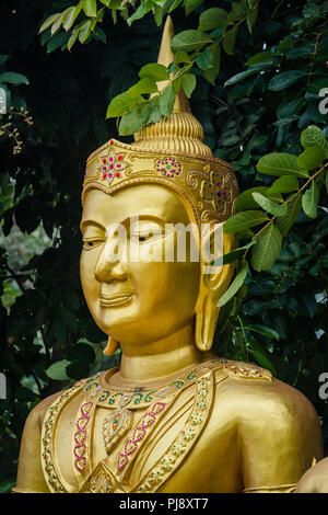Bouddha thaï golden Banque D'Images