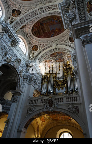 Orgel, Hauptschiff, Dom Saint Stéphane, Stephansdom, Domplatz, Passau, Bayern, Deutschland, Europa Banque D'Images