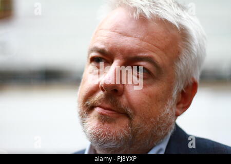 Carwyn Jones 1er Ministre du Pays de Galles que l'on voit ici dans la rue Victoria, Londres le 4 septembre 2018. Le premier ministre est à l'étape vers le bas à l'automne de 2018. Crédit photo Russell Moore. Banque D'Images