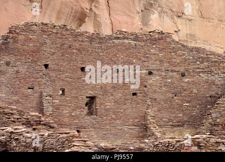 Location des murs en maçonnerie, ruines Anasazi de Pueblo Bonito, Chaco Canyon, Nouveau Mexique. Photographie Banque D'Images