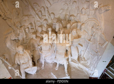 Sculpture Skanderbeg et membre du groupe de combattants dans le musée de Skanderbeg, Kruja, Krujë, Durrës Qar, Durres, Albanie Banque D'Images