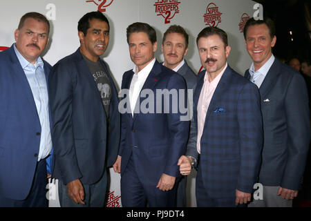 Premiere de "super Troopers 2' tenue à ArcLight Hollywood le 11 avril 2018 à Los Angeles, CA avec : Kevin Heffernan, Jay Chandrasekhar, Rob Lowe, Paul Soter, Erik Stolhanske Steve Lemme, où : Los Angeles, California, United States Quand : 11 Avr 2018 Crédit : Nicky Nelson/WENN.com Banque D'Images