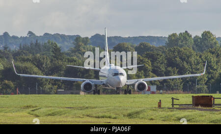 Vol de Westjet à destination de Halifax Nouvelle-Écosse vu se préparer au départ et l'Aéroport International de Glasgow. Il s'agissait d'un vol d'initiation qui ha Banque D'Images