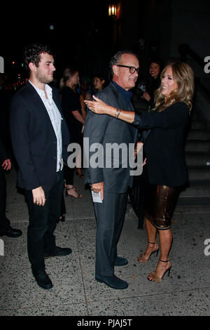 New York, NY, USA. 12Th Mar, 2018. Tom Hanks, Rita Wilson, Truman Theodore Hanks Tom Ford à la SS19 Fashion Show Fashion Week de New York au Park Avenue Armory dans le Upper East Side, le 5 septembre 2018 à New York. Credit : Dc/media/Alamy Punch Live News Banque D'Images