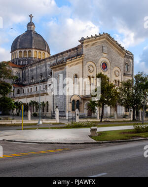 La HAVANE, CUBA - CIRCA MARS 2017 : Ancienne église historique Jesús de Miramar. Banque D'Images