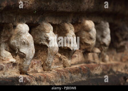 La pierre taillée dans Polonnaruwa (Sri Lanka) Banque D'Images