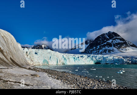 Gullybreen glacier, paysage d'Magdalenefjorden ou Svalbard, Spitzberg, Europe Banque D'Images