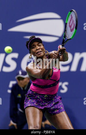 Venus Williams (USA) de la compétition à l'US Open de Tennis 2018.