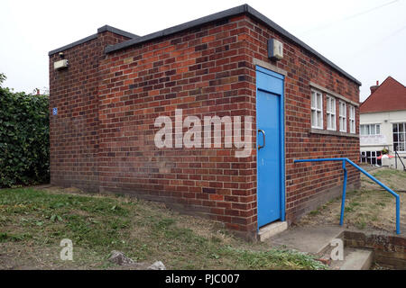 Salles de toilettes publiques désaffectées dans Retford, Yorkshire Banque D'Images