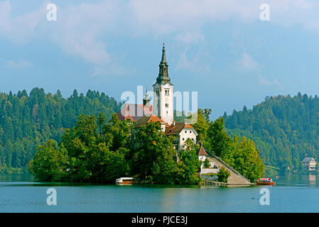 L'église de Marien sur l'île dans le lac Bleder, Bled, Slovénie, les Balkans, Marienkirche auf Insel im Bleder Voir, Slowenien, Balkan Banque D'Images