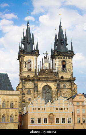 Église Notre Dame avant Tyn à Prague Banque D'Images