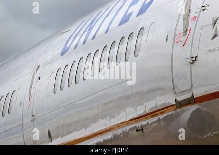 United Airlines vu à Glasgow avant de décoller pour les Etats-Unis, de l'Aéroport International de Glasgow, Renfrewshire, en Écosse. Banque D'Images