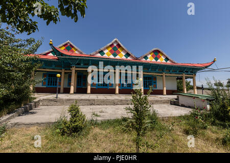 En bois ancienne mosquée Dungan à Karakol, Kirghizistan Banque D'Images