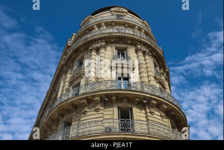 Haussmann traditionnel français et de l'architecture d'habitation à Marseille. Banque D'Images