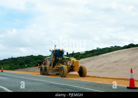 Niveleuse de route industrielle Banque D'Images