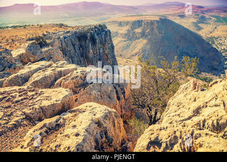 Vue depuis Arbel falaise. Galilée, Israël Banque D'Images