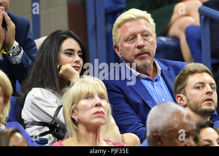 Flushing NY, USA. 06 Sep, 2018. Boris Becker vu regarder Serena Williams Vs Anastasija Sevastova pendant la demi finale de la femme sur l'Arthur Ashe Stadium de l'USTA Billie Jean King National Tennis Center le 6 septembre 2018 à Flushing Queens. ***Aucune NY JOURNAUX*** : Mpi Crédit04/media/Alamy Punch Live News Banque D'Images