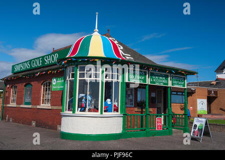 Simpsons Boutique de golf, le deuxième plus ancien golf shop, Carnoustie, Angus, Scotland. Banque D'Images