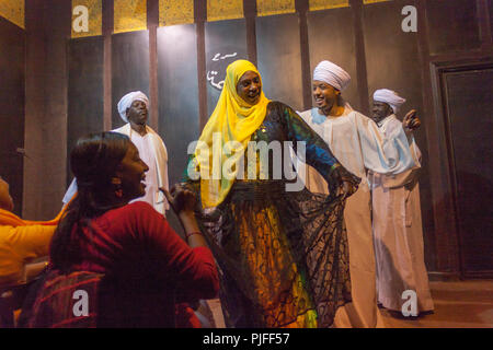 Nubian africain de danse et de chants soufis, Le Caire, Egypte Banque D'Images