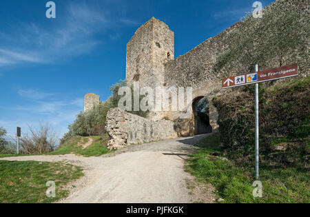 Les murs du village médiéval de Monteriggioni, près de Sienne, Italie Banque D'Images