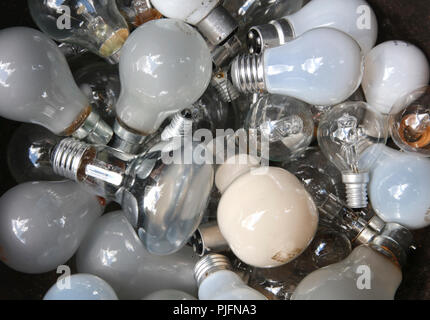 Une sélection de l'ancienne utilisation des ampoules à incandescence intérieure Banque D'Images