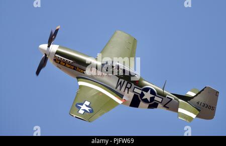 North American P-51D Mustang, "le Hun Hunter Texas' (N351MX) volant à la Royal International Air Tattoo 2018 Banque D'Images