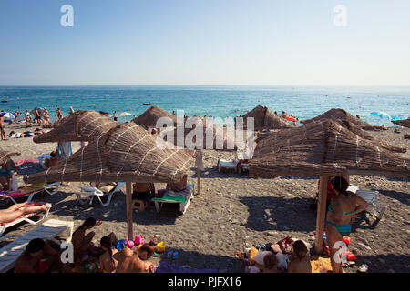 Les touristes en vacances, Durso beach, Russie Banque D'Images