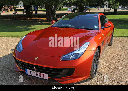 Ferrari GTC4 Lusso (2018), Concours d'élégance 2018, 2 septembre 2018. Hampton Court Palace, Londres, Royaume-Uni, Europe Banque D'Images