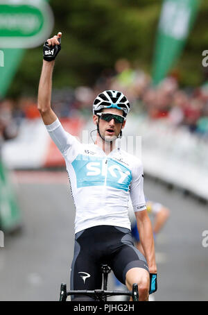 L'équipe Sky's Wout Poels célèbre remportant la scène, lors de l'étape 6 de l'Ovo Energy Tour of Britain 2018 de Barrow-in-Furness de Whinlatter Pass. Banque D'Images