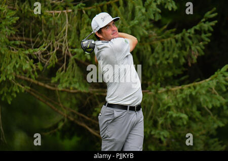 Newtown Square, Pennsylvanie, USA : Vendredi 7 Septembre 2018 : Keegan Bradley frappe son coup de départ sur la 4ème orifice pendant le deuxième tour de la BMW au Championnat de Golf Aronimink à Newtown Square, Pennsylvanie. Gregory Vasil/CSM Crédit : Cal Sport Media/Alamy Live News Banque D'Images