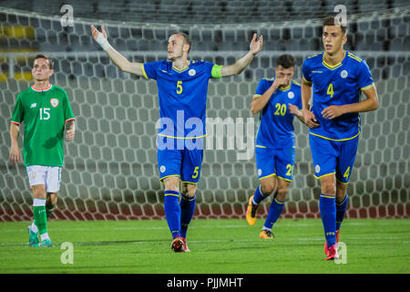 De Mitrovica, au Kosovo. 7 septembre 2018. En vertu de l'UEFA 21 championnat d'Apply, Kosovo U21 contre République d'Irlande ; U21 Ardian Ismajli du Kosovo réagit après avoir raté l'objectif chance Crédit : Action Plus Sport Images/Alamy Live News Banque D'Images