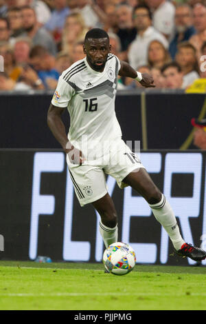 Munich, Allemagne. 06 Sep, 2018. Antonio RUEDIGER (RvúDIGER (#  16), GER). Soccer Laenderspiel, Allemagne (GER) - France (FRA) 0 : 0, Ligue de l'UEFA, la saison 2018/2019, le 09/06/2018 à Muenchen/ALLIANZARENA/Allemagne. Note de rédaction : DFB règlement interdit toute utilisation des photographies comme des séquences d'images et/ou quasi-vidéo. ¬ | Conditions de crédit dans le monde entier : dpa/Alamy Live News Banque D'Images