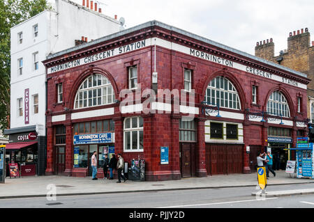 La station de métro Mornington Crescent à Camden Town, Londres. Banque D'Images