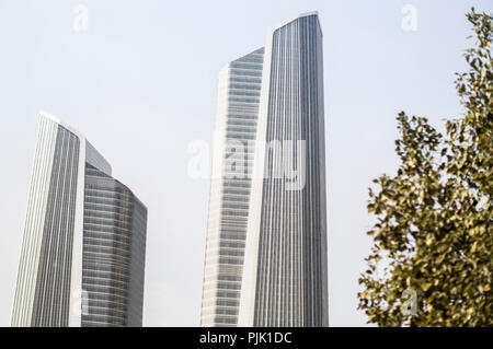 Un gratte-ciel dans la métropole de la Chine Nanjing par Zaha Hadid Banque D'Images