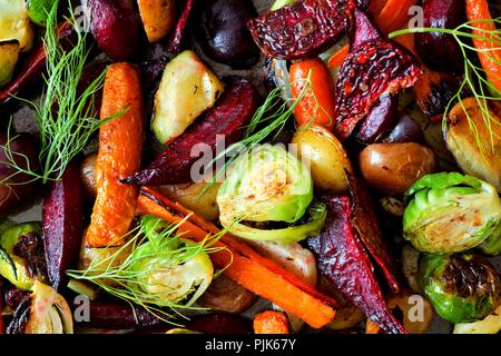 Historique complet de légumes d'automne rôtis, voir ci-dessus Banque D'Images