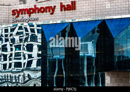 Symphony Hall de Birmingham est partie de l'International Convention Centre. Banque D'Images