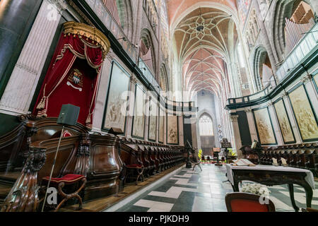 Gand, APR 28 : vue de l'intérieur Saint Bavo on APR 28, 2018 à Gand, Belgique Banque D'Images