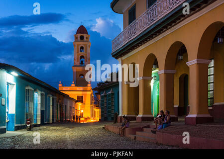 Cuba, Trinidad, UNESCO World Heritage Site, Museo Romantico et tour de l'ancien monastère franciscain Banque D'Images