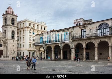 Cuba, La Havane, la Plaza Vieja, Site du patrimoine mondial de l'UNESCO Banque D'Images