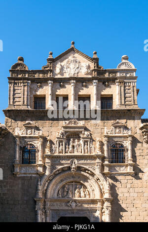 Espagne, Toledo, Museo de Santa Cruz, principal portail plateresque, début Banque D'Images