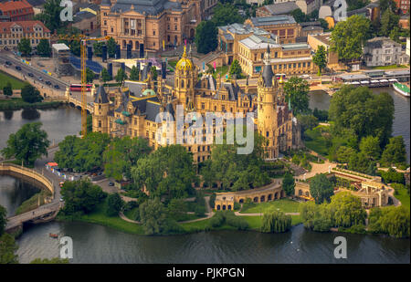 Le château de Schwerin, château, Château Lake, Lac de Schwerin, Schwerin, Mecklenburg-Vorpommern, Allemagne Banque D'Images