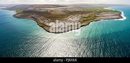 Côte rocheuse de la tête noire au nord du Burren Doolin, Murrogh Formoyle, Grès, formations rocheuses, comté de Clare, Clare, Irlande, Europe Banque D'Images