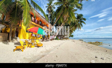 Hôtel sur la plage sur l'île de Siquijor, Philippines Banque D'Images