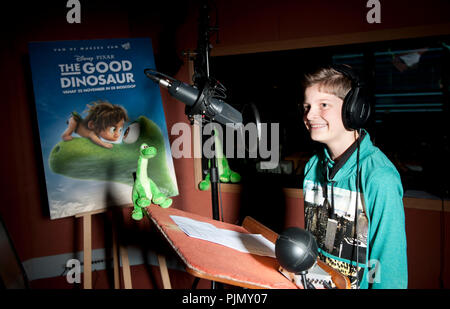 Jordi Int Panis, l'enregistrement de la voix off pour le Disney Pixar Animation Film Le Bon dinosaure (Belgique, 03/11/2015) Banque D'Images