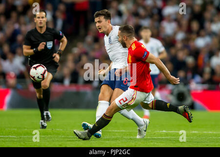 Harry Maguire de l'Angleterre et Dani Carvajal de l'Espagne au cours de l'UEFA Ligue Nation, Groupe 4 de la Ligue, un match entre l'Angleterre et l'Espagne au stade de Wembley, Londres, Angleterre le 8 septembre 2018. Sep 8, 2018. Photo par Salvio Calabrese : Crédit7 AFP/ZUMA/Alamy Fil Live News Banque D'Images