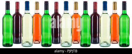 Groupe de bouteilles de vin vins colorés rouge blanc fond rose isolé sur fond blanc Banque D'Images