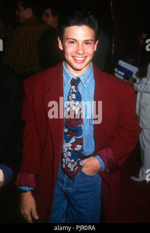 HOLLYWOOD, CA - le 22 septembre : l'acteur Jason Marsden assiste à la 'Mr. Samedi soir' Hollywood Premiere le 22 septembre 1992 lors du Mann's Chinese Theatre à Hollywood, Californie. Photo de Barry King/Alamy Stock Photo Banque D'Images