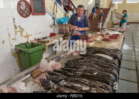 Poisson, marché couvert mercado dos Lavradores, Funchal, Madeira, Portugal, 'Mercado Fischhalle, Markthalle DOS Lavradores' Banque D'Images