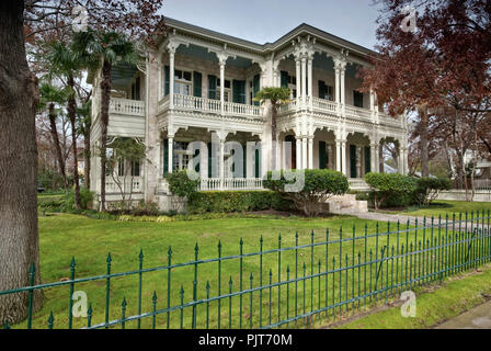 Chabot chambre style villa italienne, Texas, monument historique, en hiver, à Madison dans King William Street Historic District à San Antonio, Texas, USA Banque D'Images