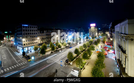 Vue panoramique sur la place De Brouckère à Bruxelles la nuit (Belgique, 06/09/2013) Banque D'Images